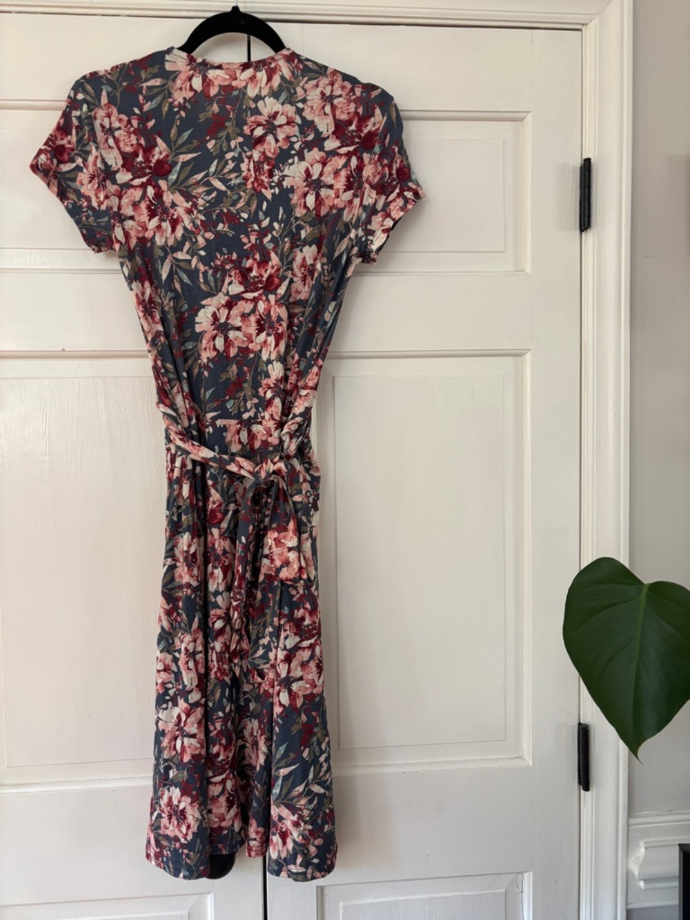 Garnet Hill Floral Faux Wrap Dress Size Small V-Neck Cottage Blue Pink Feminine - Picture 9 of 13